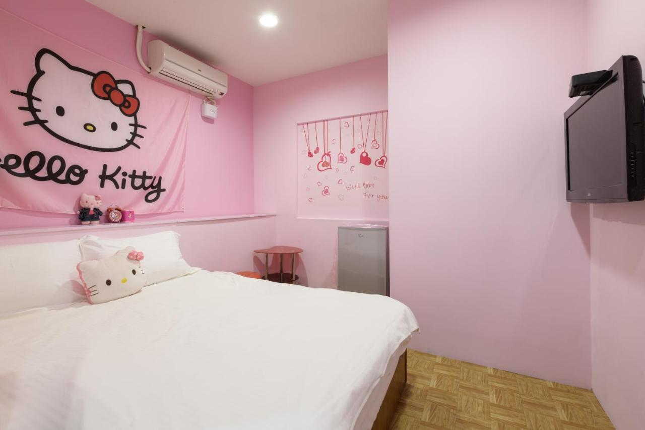 羅東夜市 小宅一生民宿 Night Market Small House Lifetime Hotel Luodong Eksteriør billede